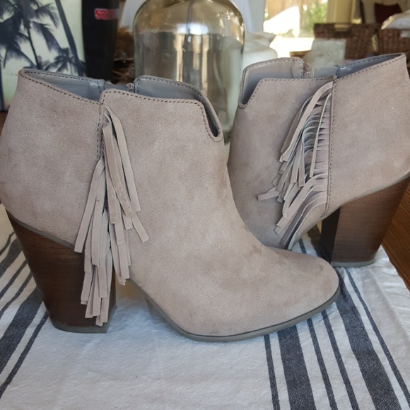 Carlos Santana Fringe Booties☆☆☆ - Picture 1 of 5